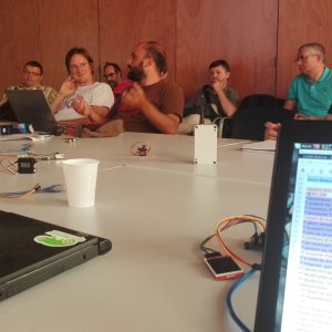 Taller de XOIC amb TTNcat al CitiLab de Cornellà el juliol de 2017